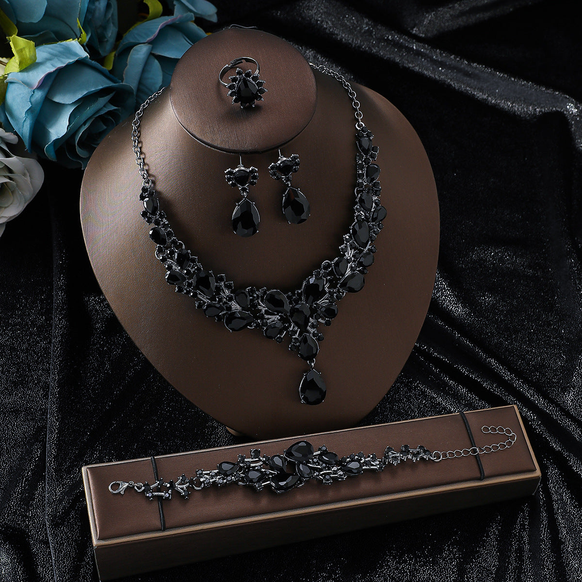 Splendid Diamond Alloy Suit Fashion Delicate Bridal Jewelry Set