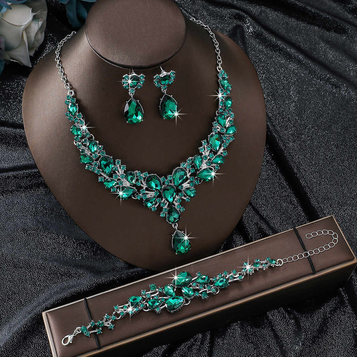 Splendid Diamond Alloy Suit Fashion Delicate Bridal Jewelry Set