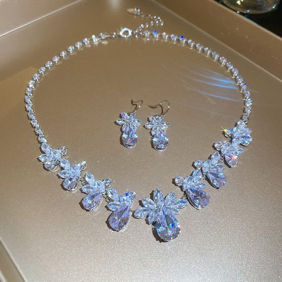 Round Zircon Ear Niche Design Clavicle Chain Graceful Jewelry Set