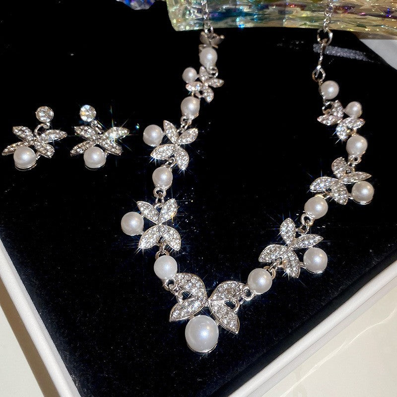 Round Zircon Ear Niche Design Clavicle Chain Graceful Jewelry Set