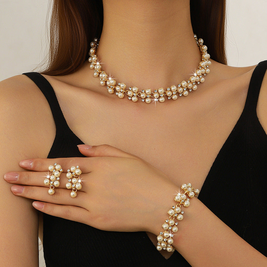 Splendid Diamond Alloy Suit Fashion Delicate Bridal Jewelry Set