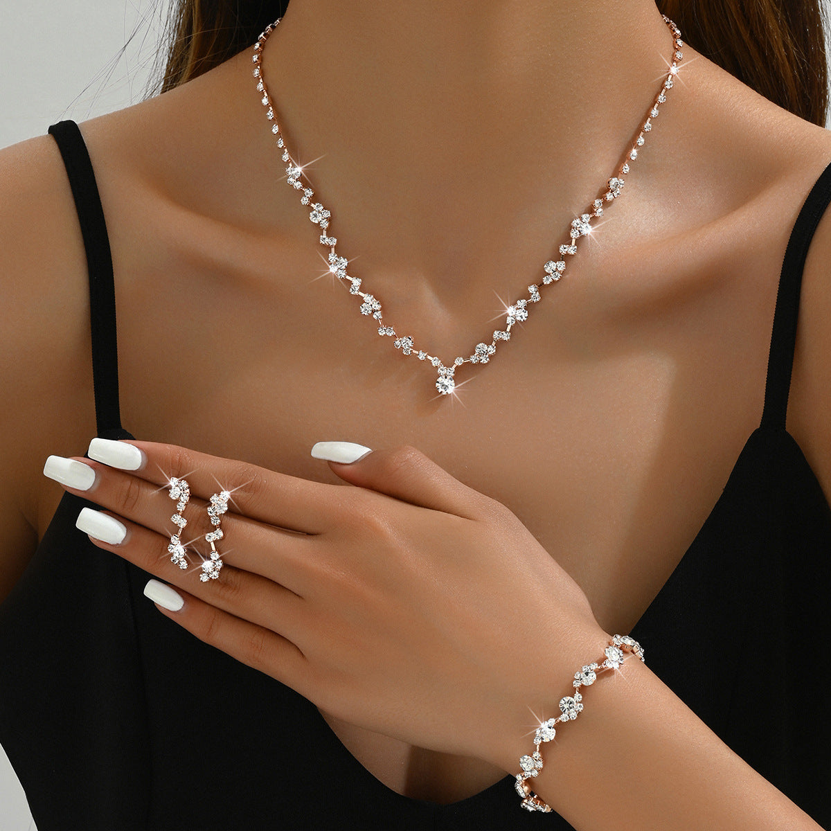 Fashion Claw Chain Three-piece Full Diamond Jewelry Set