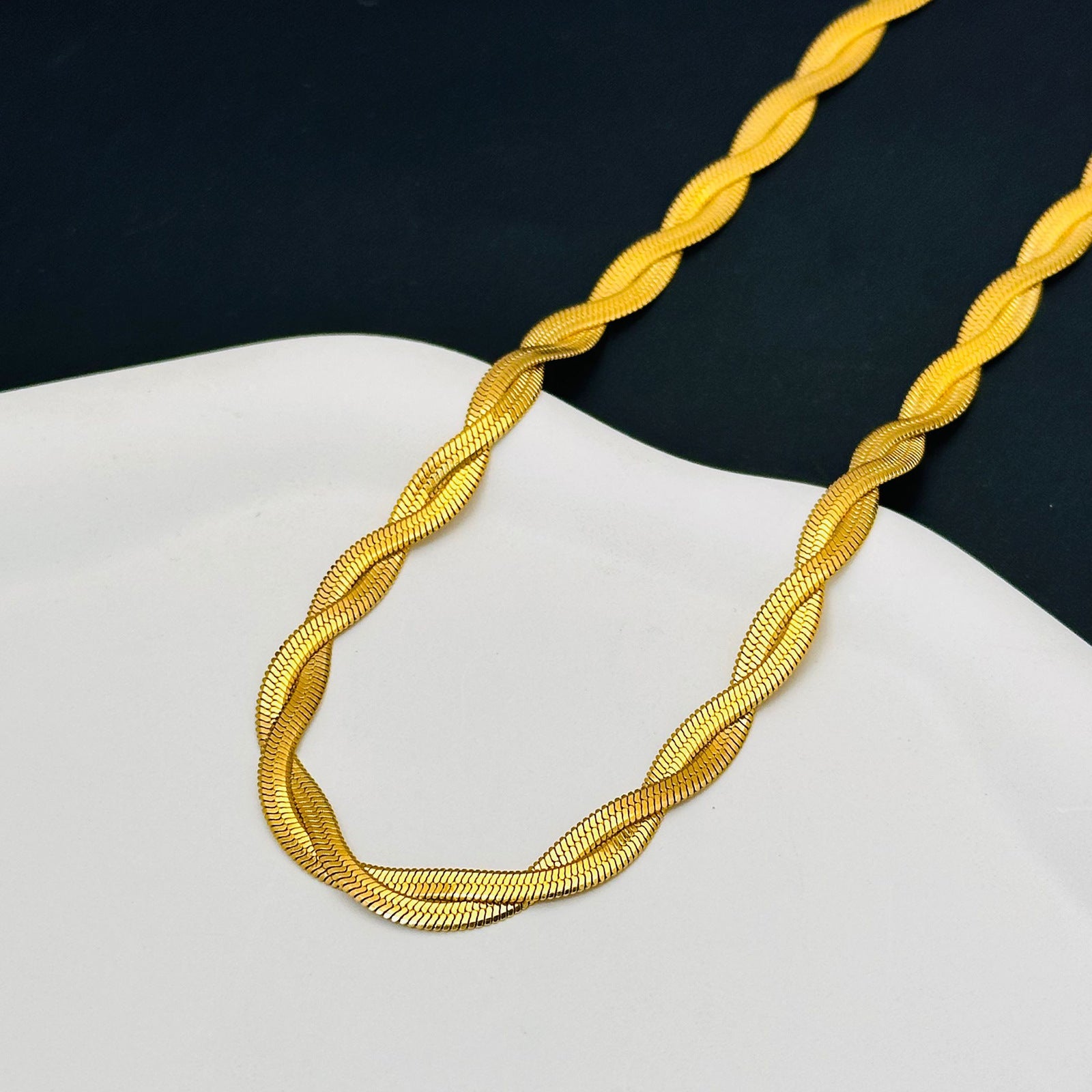 Women's Design Clavicle Chain Woven Gold-plated Stainless Jewelry Set