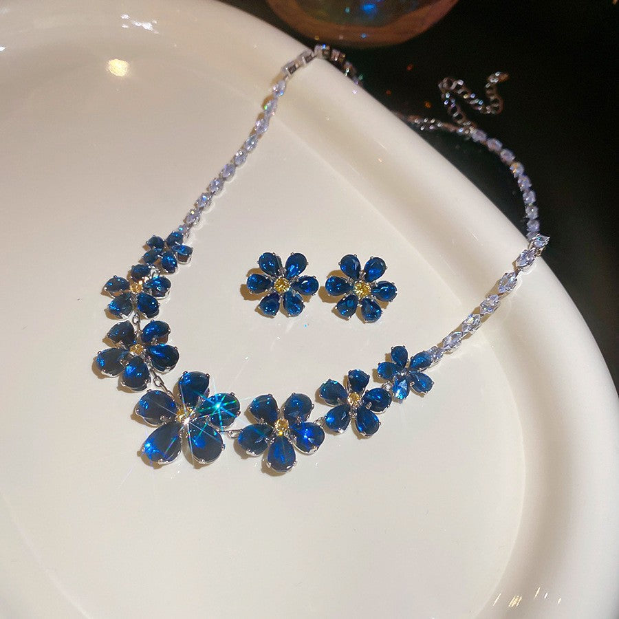 Round Zircon Ear Niche Design Clavicle Chain Graceful Jewelry Set