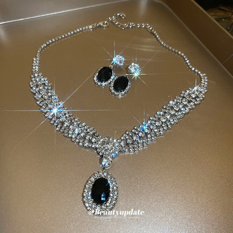 Round Zircon Ear Niche Design Clavicle Chain Graceful Jewelry Set