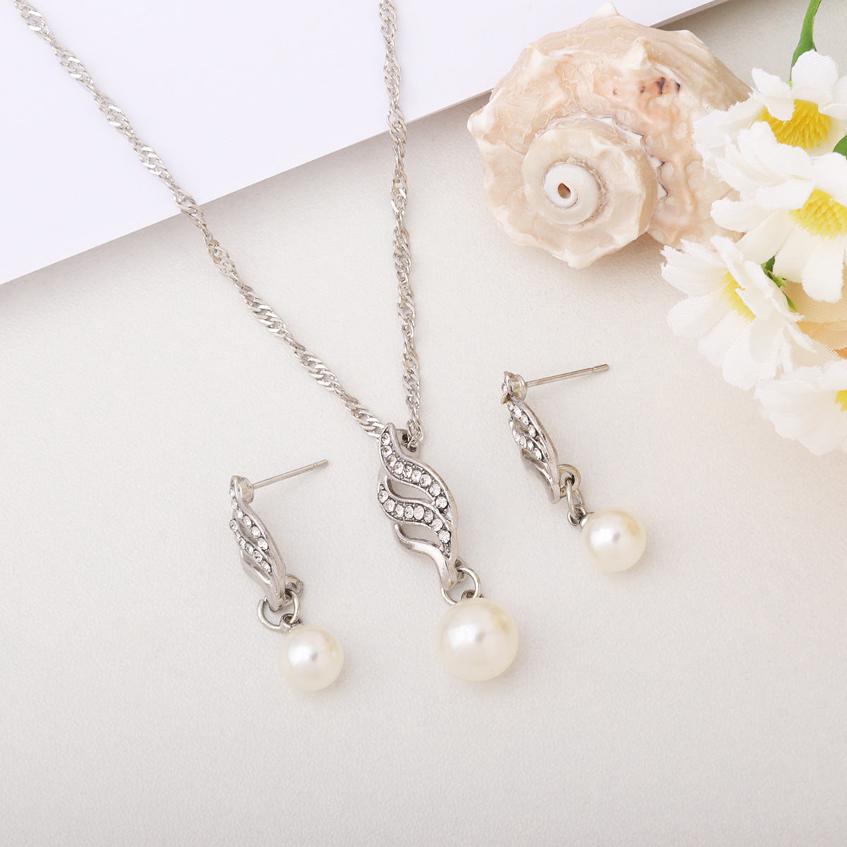 Temperament Simple Spiral Pearl Gold Sier Jewelry Set